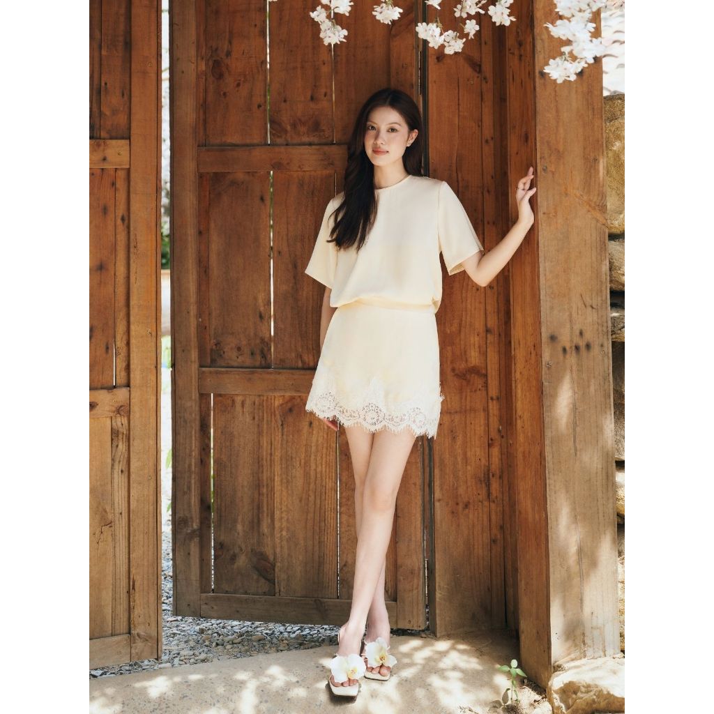 Chân Váy Mist Silk Creamy Chất Lụa Cao Cấp Phối Ren Tinh Xảo - Oceana - Chưa Kèm Áo | BigBuy360 - bigbuy360.vn