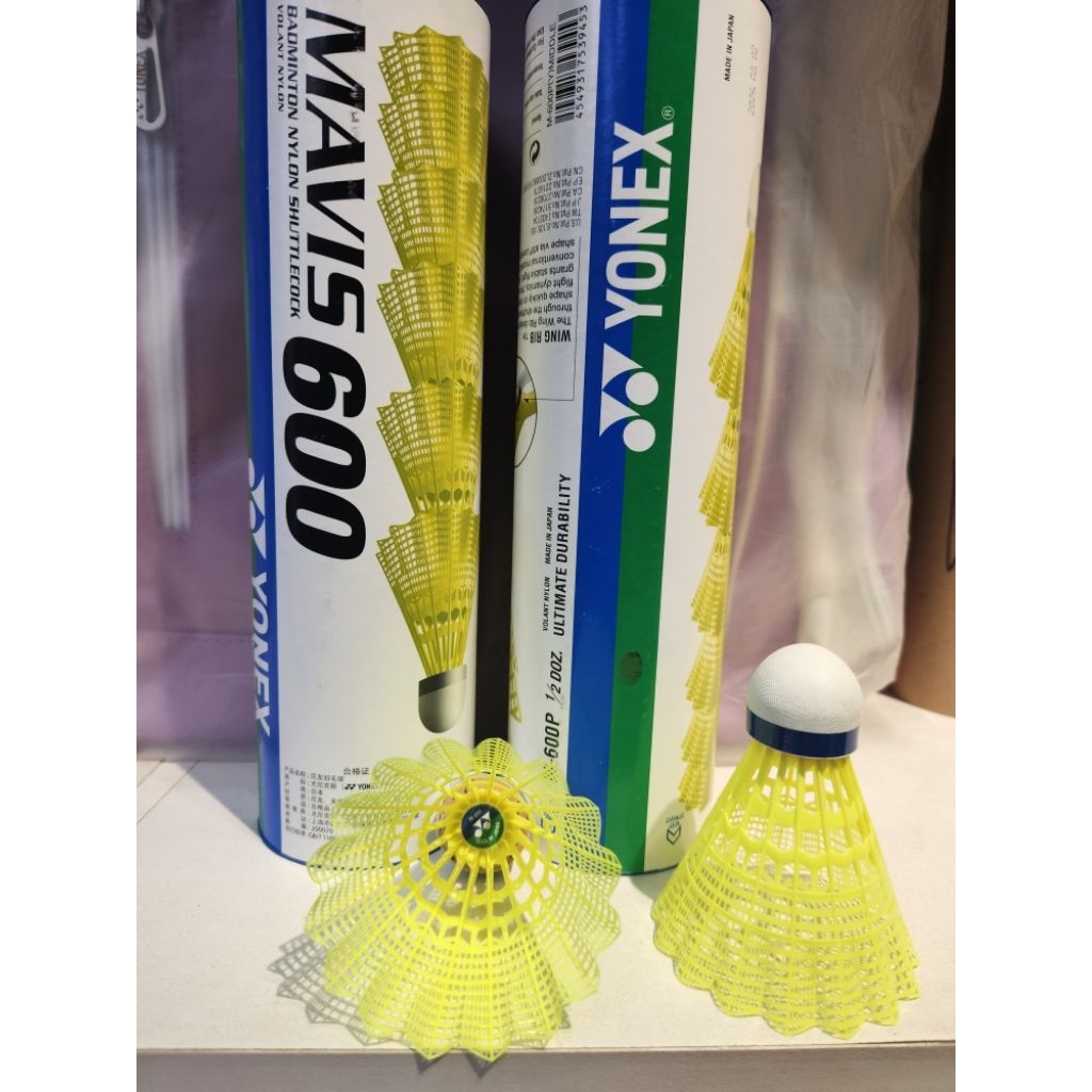 Cầu yonex nhựa MAVIS 600, 250 (lẻ)