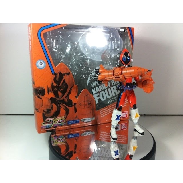 S.H.Figuarts Kamen Rider Fourze Rocket States Bandai Tamashii Nations - Kamen Rider Fourze