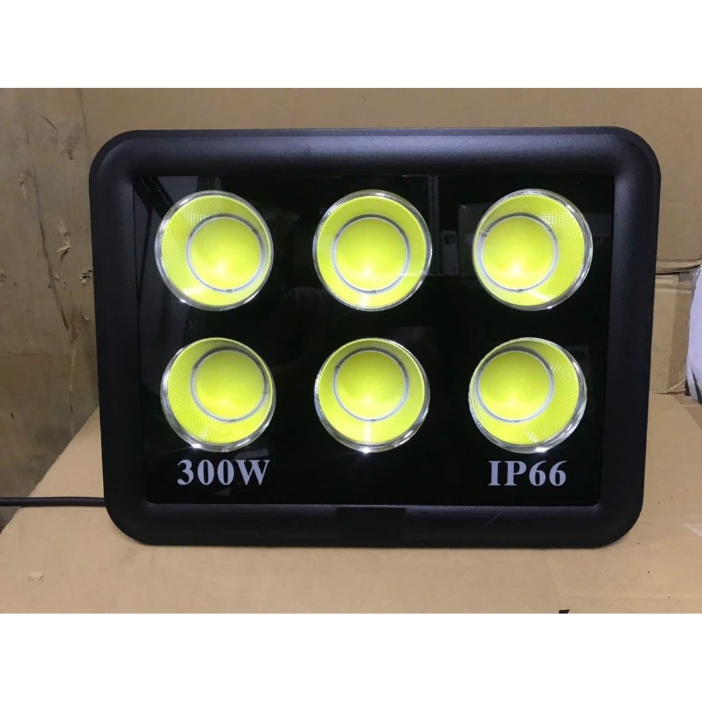 Đèn led pha Cốc sd điện 220v 300w IP66 chống nước, siêu sáng