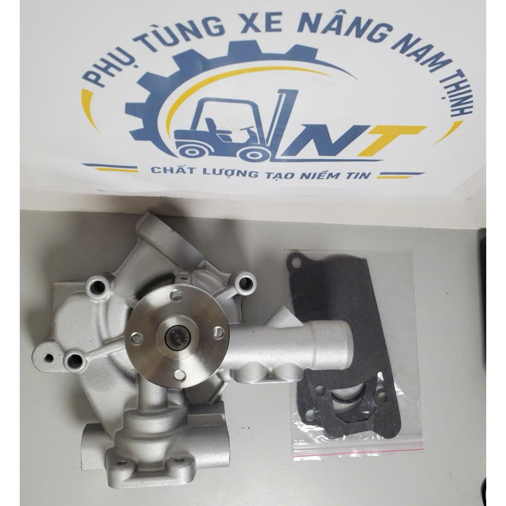 Phụ Tùng Xe Nâng NT - BƠM NƯỚC 4D94E 4D94LE FD25/30-16/-17XE NÂNG KOMATSU-WATER PUMP 4D94E 4D94LE FD
