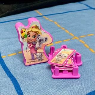 Mô hình rương kho báu đồ chơi trứng Kinder Joy