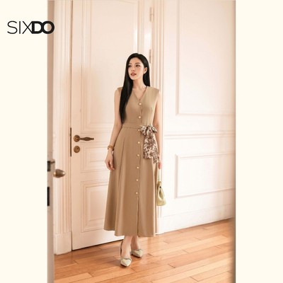 Đầm midi xòe sát nách cổ V SIXDO (Brownish Beige Woven Flared Dress With Scarf)