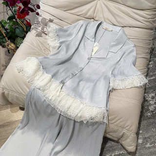 Pijama nữ,Set đồ ngủ nữ lụa gấm phối bèo ren sang xịn bộ pijama cộc tay khuy đá tôn da HCOM25201