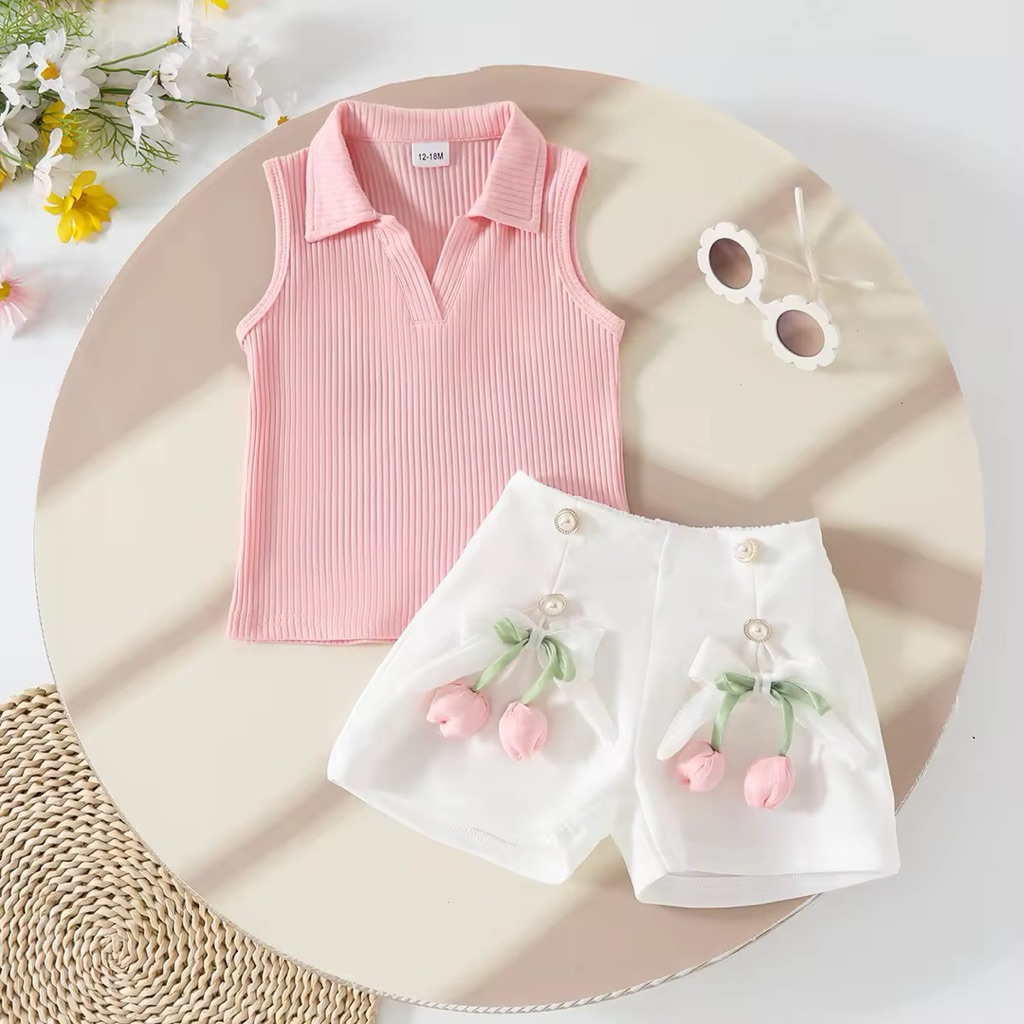 Bộ Bé Gái NT Kids Áo Thun Gân Hồng Không Tay + Quần Short Trắng Đính Hoa Tulip Siêu Xinh
