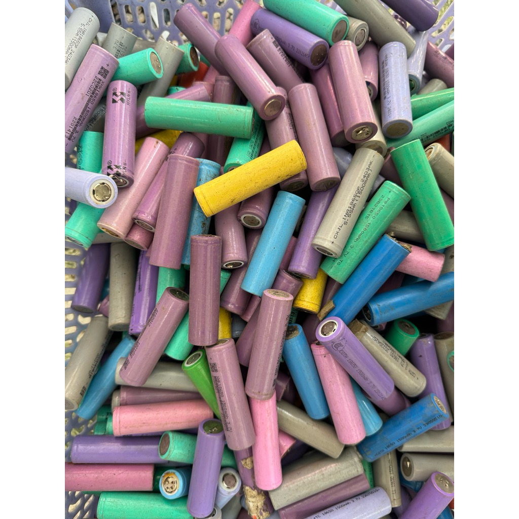 Pin 18650 cũ dung lượng thấp < 1000mah ( 10 viên)
