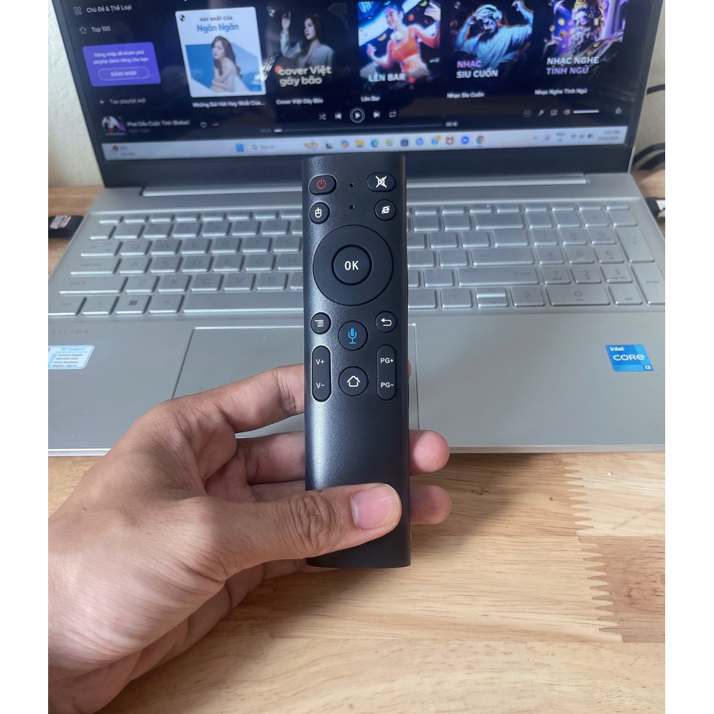 Remote Điều khiển Tivi Ariang giọng nói đa năng( Dùng tất cả Tivi Ariang hệ điều hành Android)