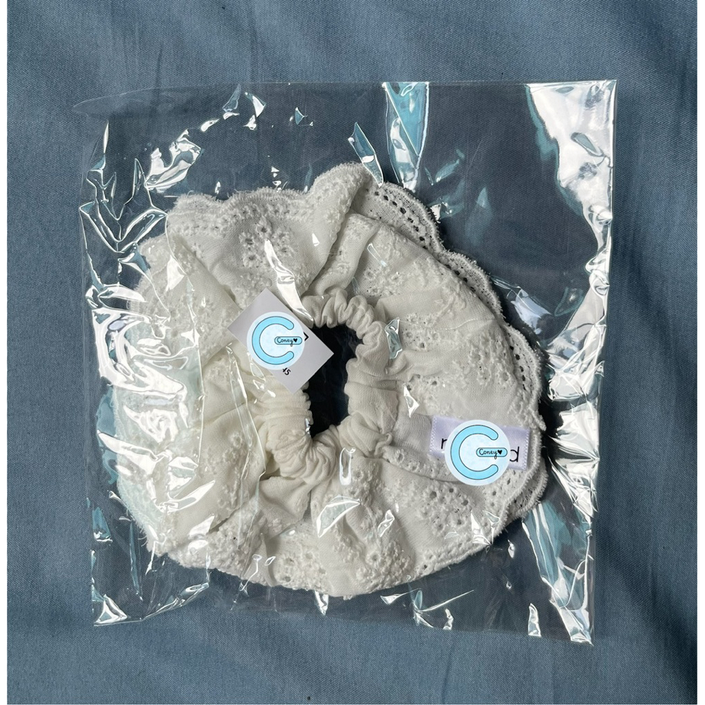 (ILLIT WONHEE PICK) DÂY BUỘC TÓC RÔM EN (SCRUNCHIES) CÓ SẴN
