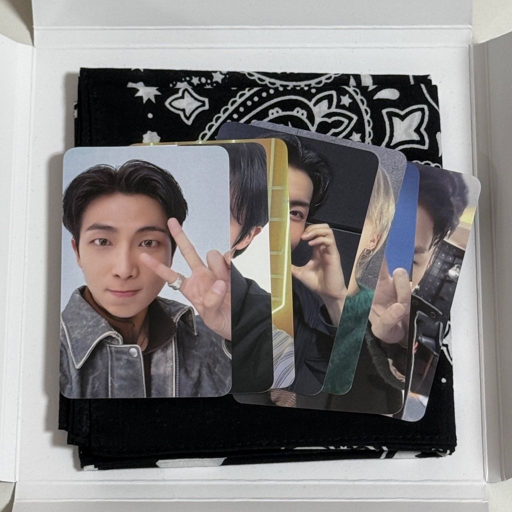 VStore [HÀNG CÓ SẴN] BTS BANDANA FESTA 2025