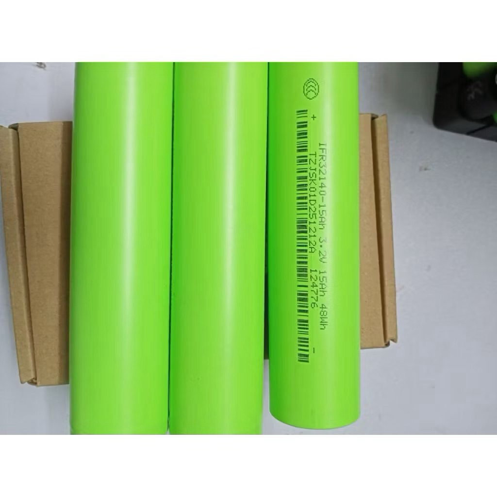 pin 32140 vỏ xanh 15ah 3.2v