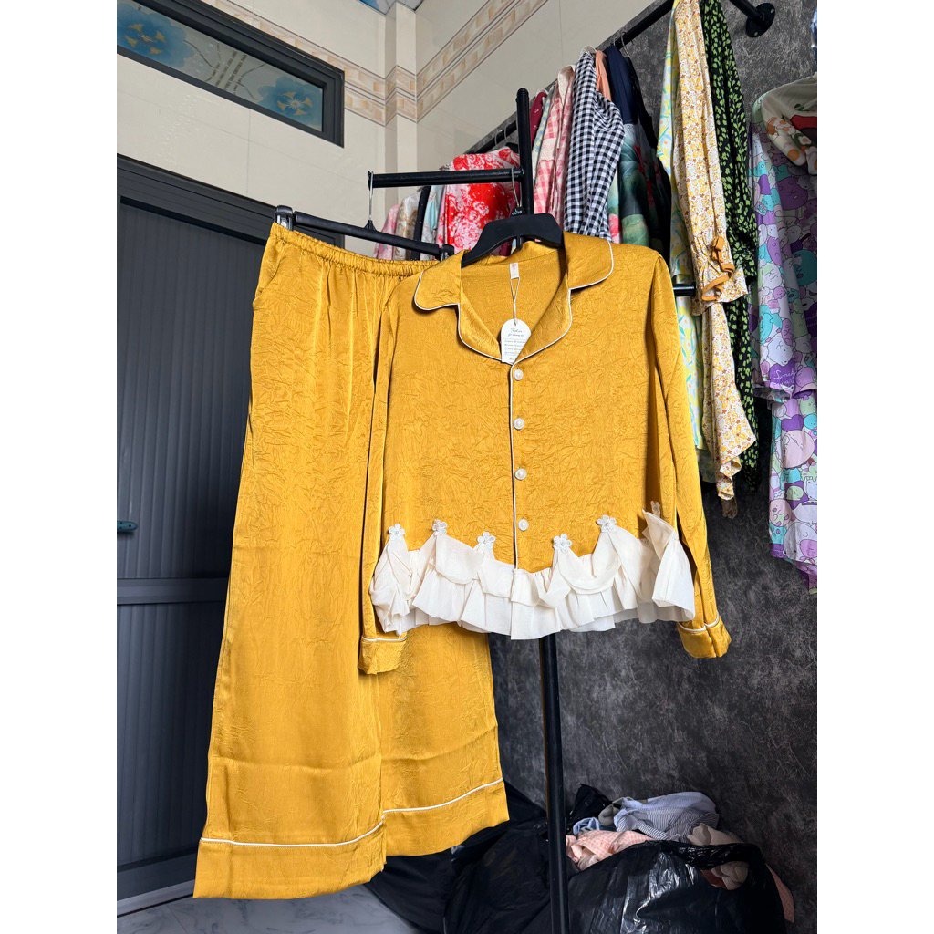 Bộ pyjama tay dài phối ren tiểu thư (hàng thiết kế 2CE)