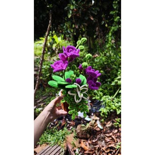chậu hoa lan được làm từ kẽm nhung