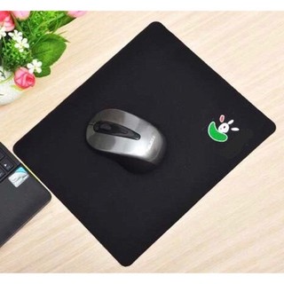 Miếng lót chuột Logitech giá siêu rẻ (23 x 18cm)