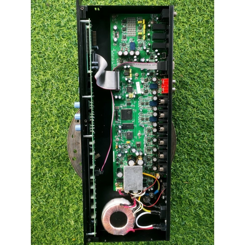 Vang số D4 CB acoustic hàng bãi chất lượng