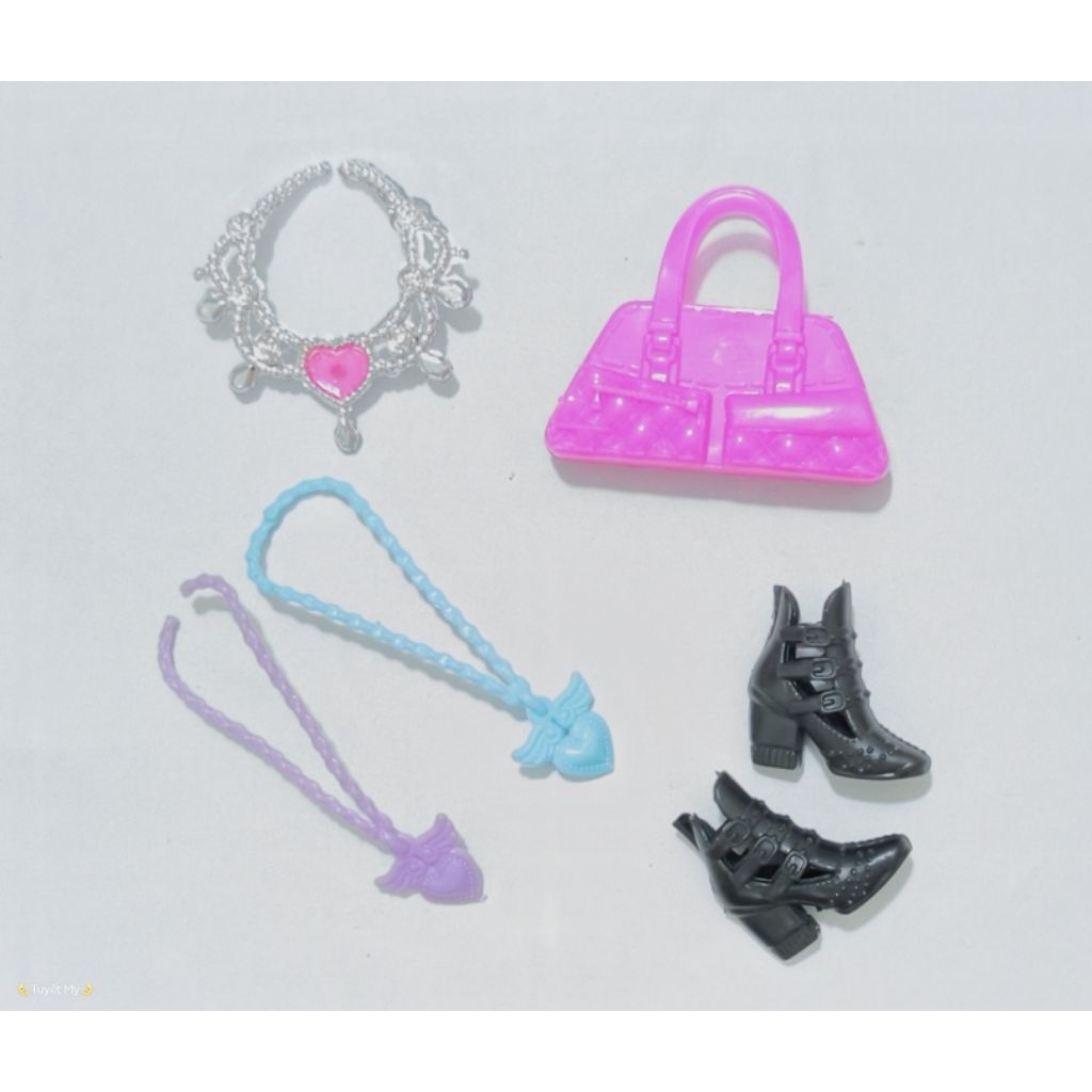 Bộ 5 phụ kiện búp bê có túi xách