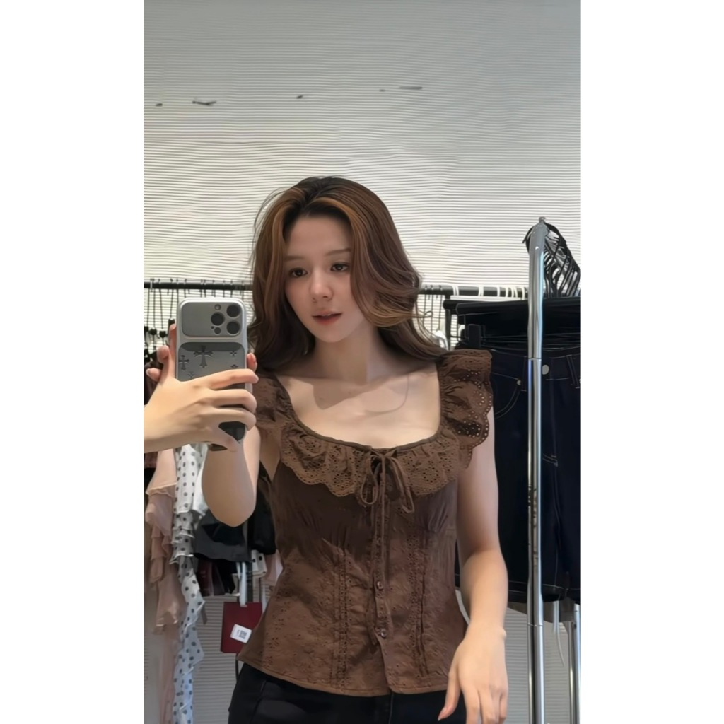 (MÃ 1074) ÁO SƠ MI THÔ HOA VIỀN BÈO NƠ NGỰC MẶC ĐƯỢC 2 KIỂU SIÊU XINH - DÀNH CHO NỮ | BigBuy360 - bigbuy360.vn
