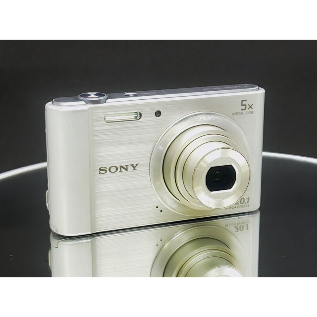 ( Hiếm)Máy ảnh kts sony DSC - W800 (20.1) Màu bạc