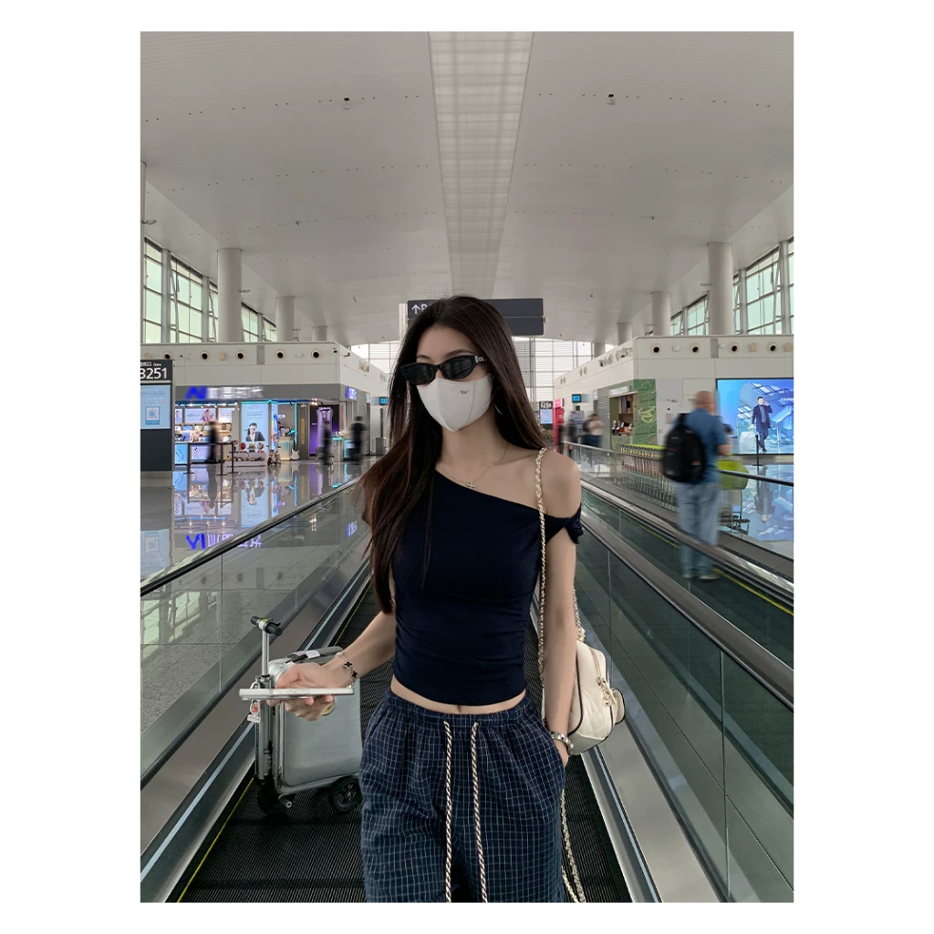 [MULVAN] Áo thun ngắn tay nữ MULVAN - màu đen