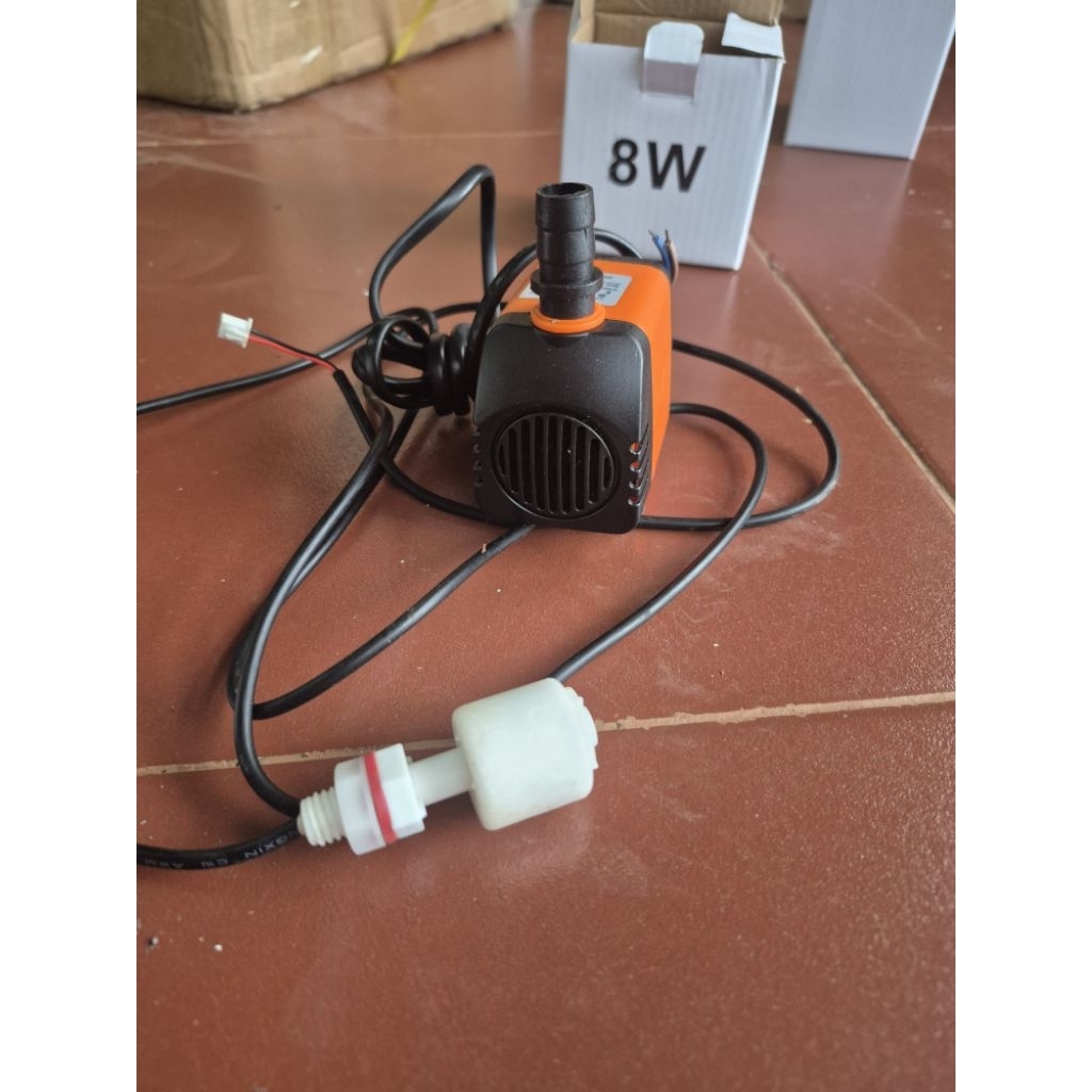 bơm nước 8w và phao chống cạn