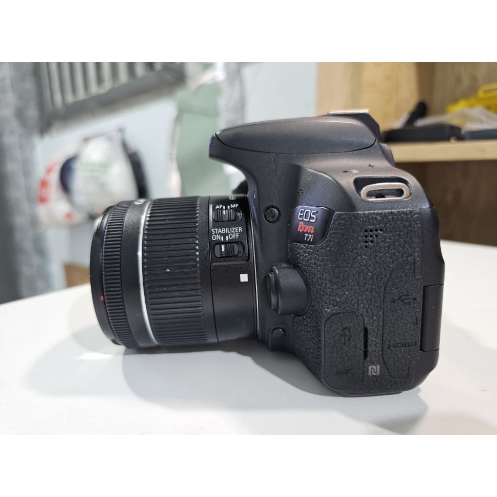 Máy ảnh Canon 800D + Lens 18 55 STM đời 2