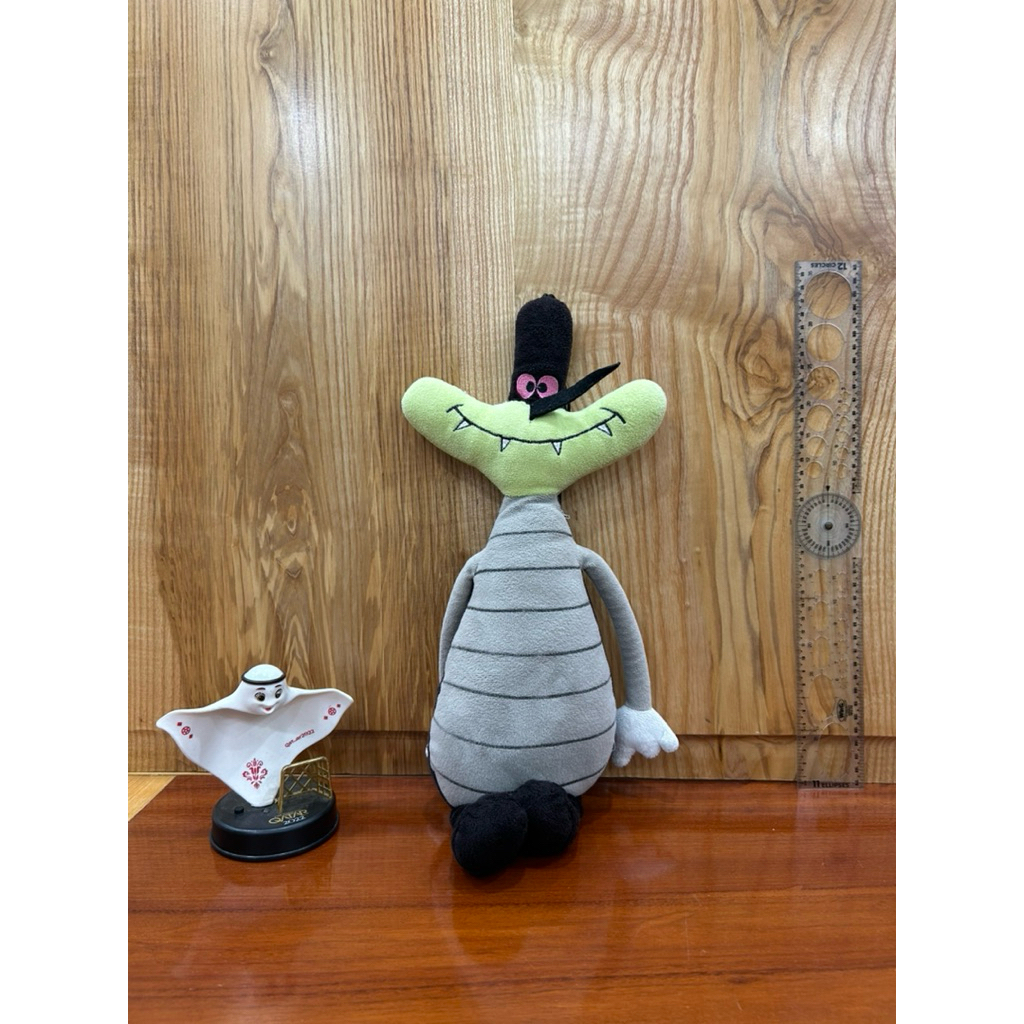 Gấu bông gián Marky hoạt hình Oggy 38cm