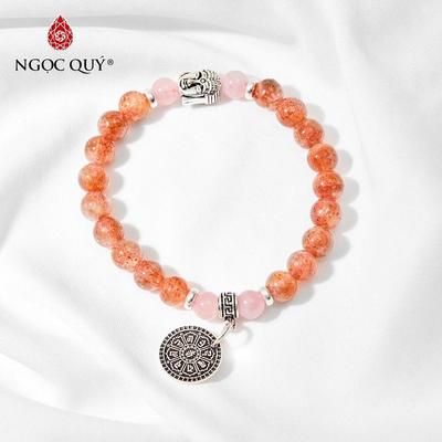 Vòng tay đá Sunstone tự nhiên phối charm - Mẫu VC0975 - Ngọc Quý