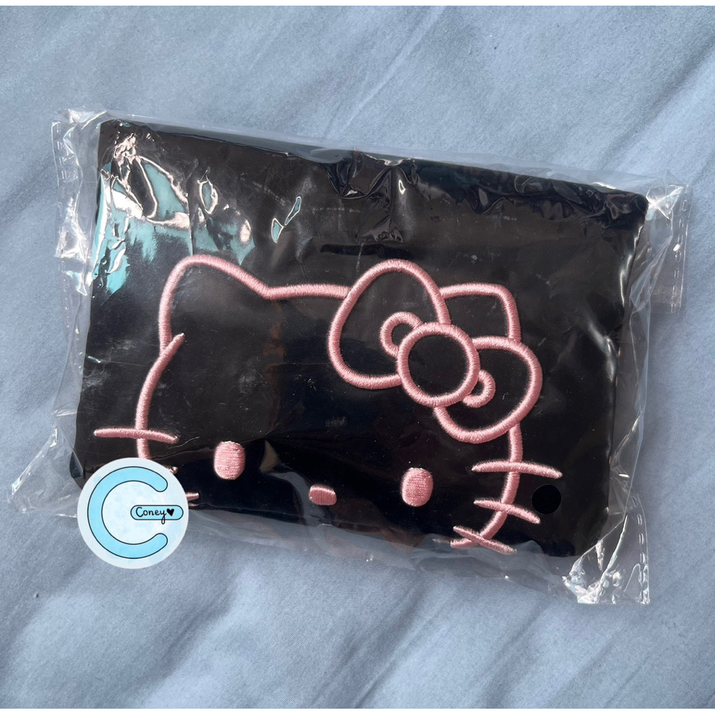 VÍ ĐỰNG HỘ CHIẾU WAKEMAKE x HELLO KITTY (PASSPORT WALLET) CÓ SẴN
