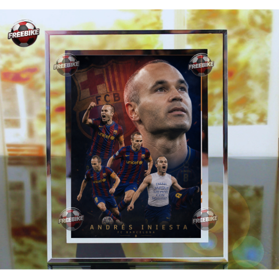 KHUNG POSTER ANDRÉS INIESTA BẰNG KÍNH PHA LÊ CAO CẤP