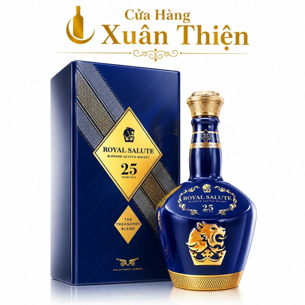 Vỏ Chai Rượu Chivas 25 Gốm Vẽ Vàng Cao Cấp. Chai Rỗng Không Có Rượu Bên Trong.