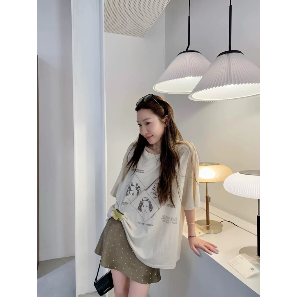CHÂN VÁY LỤA DÁNG XOÈ NGẮN HOẠ TIẾT CHẤM BI HÀNG QC | BigBuy360 - bigbuy360.vn