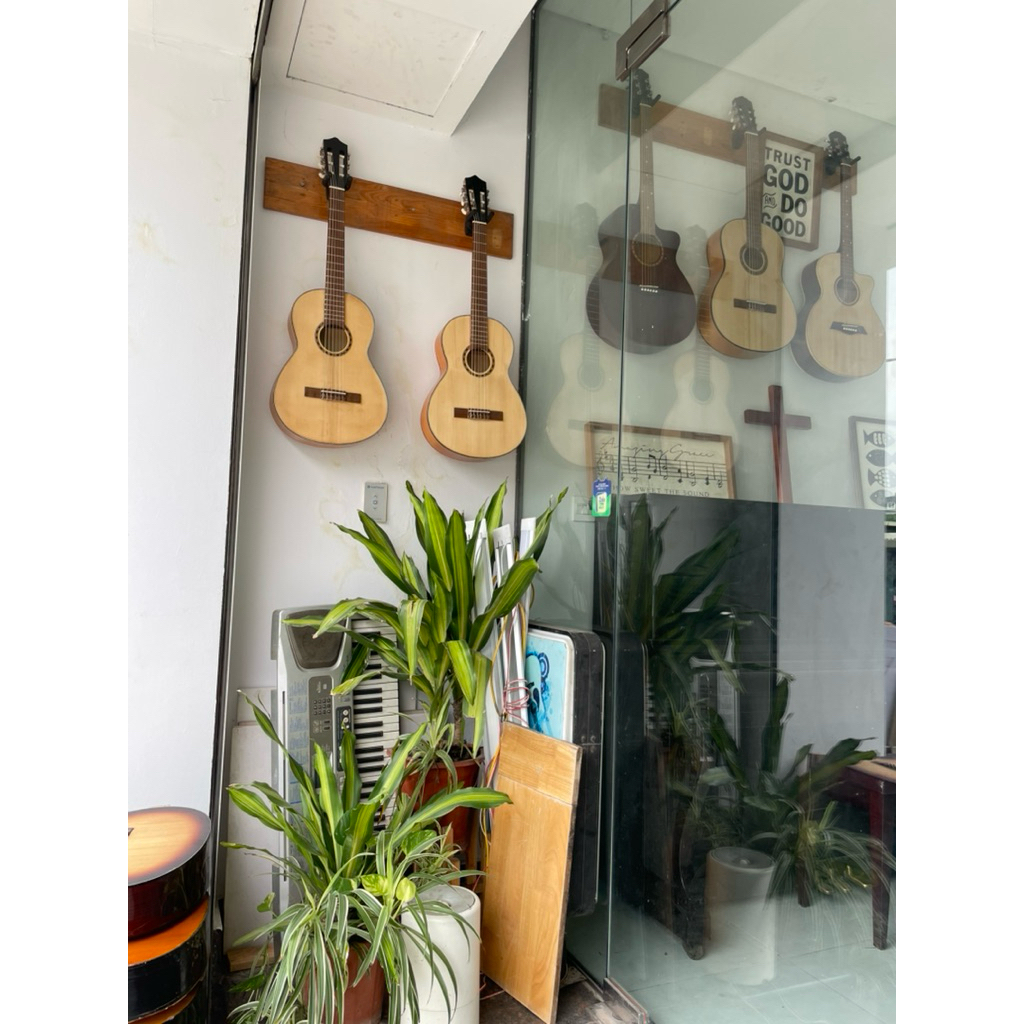 Guitar classic mini 3/4. Guitar mini. Guitar 3/4