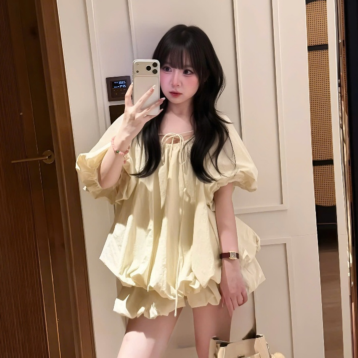 Set Váy Áo Dáng Bí Phồng Thắt Dây Nơ Cổ Chất Liệu Thô Gió Nhăn Màu Be | BigBuy360 - bigbuy360.vn