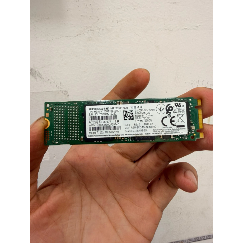 SSD Samsung PM871b 128GB