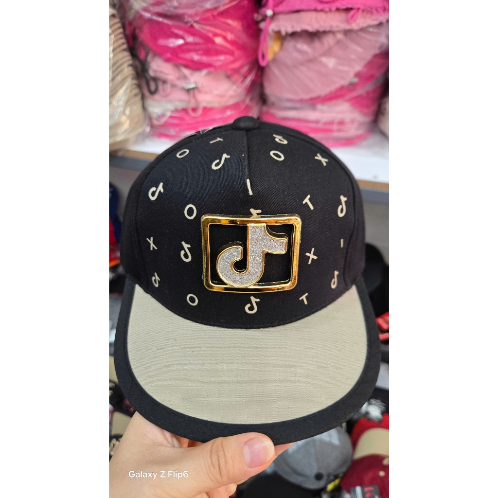 Nón hiphop cho bé - mũ snapback gắn logo tiktok đính đá dễ thương cho bé từ 4-7 tuổi