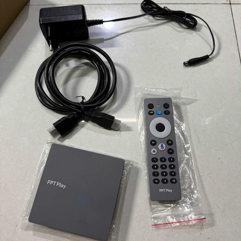 FPT PLAY "H650 HÀNG CŨ" PHỤ KIỆN MỚI ZIN RAM 2GB ROM 8GB ĐÃ NẠP ROM ATV11 KHÔNG MẤT CƯỚC HÀNG THÁNG.
