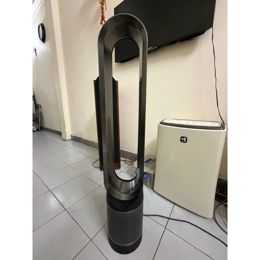 Quạt không cánh Dyson AM11