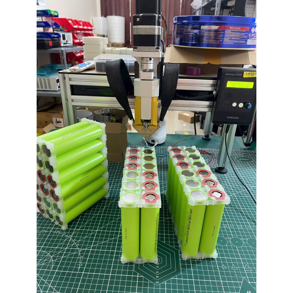 Pin Lithium Sắt Phosphate LiFePO4 32140 15Ah Chính Hãng - Chu Kỳ Xả Sâu, Tuổi Thọ Cao