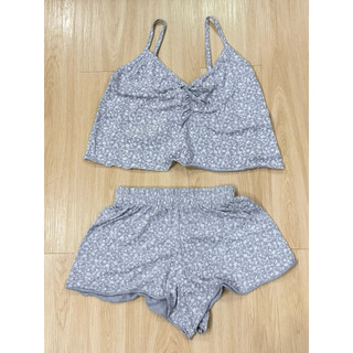 Áo 2 dây cami & 3 lỗ si 2hand