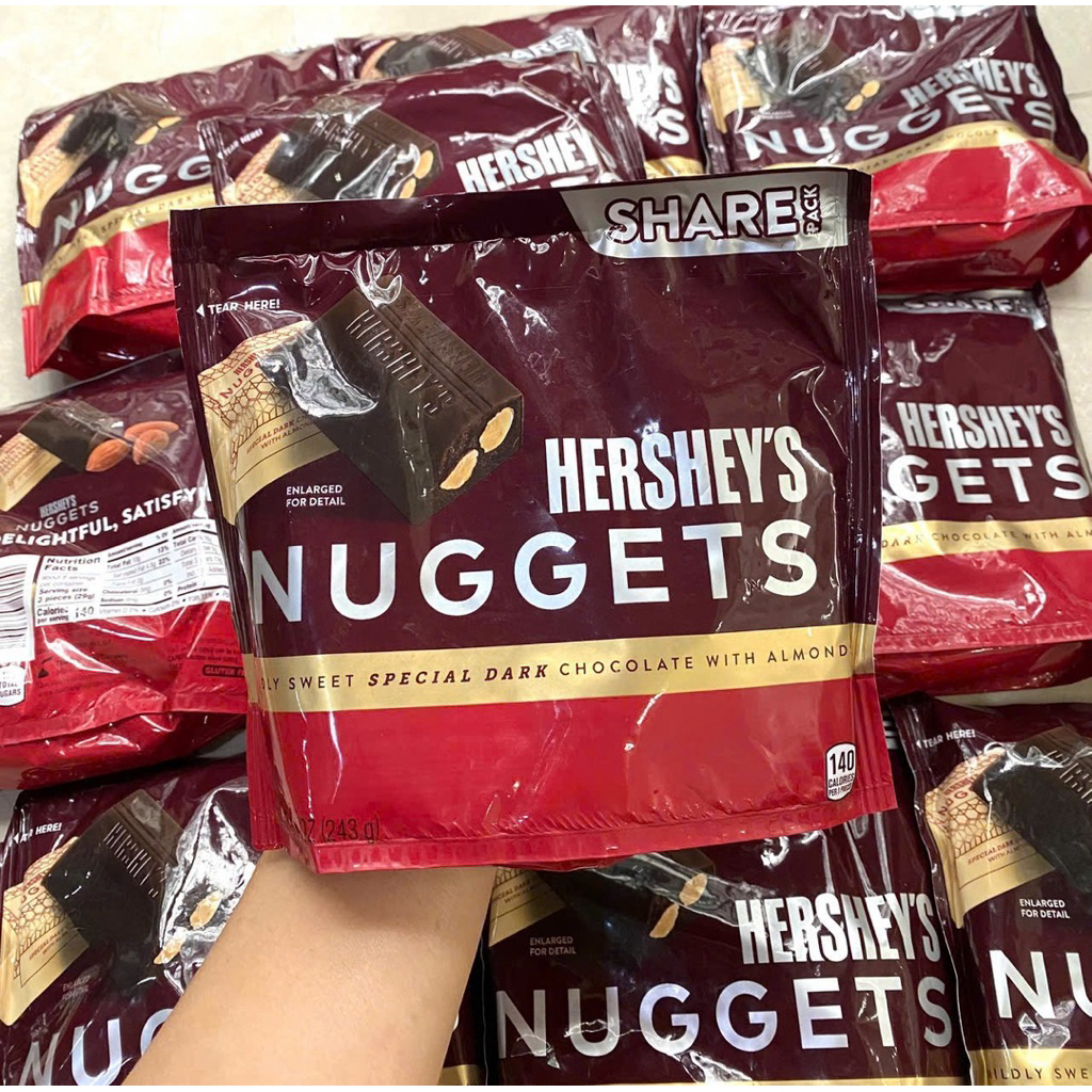 Socola đắng hạnh nhân H.e.r.s.h.e.y's ...,N.u.g.g.e.t.s Special Dark Mildly Sweet 243g