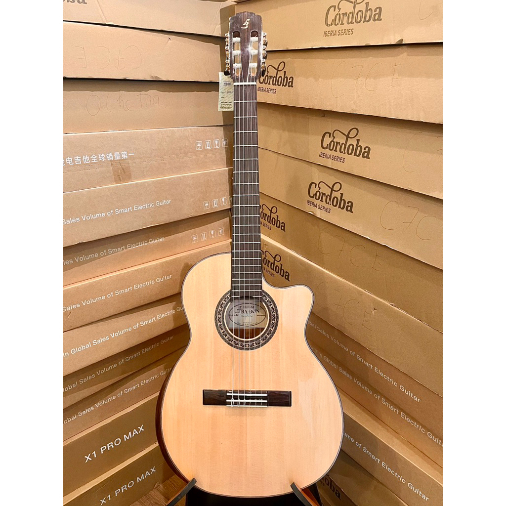 Guitar Ba Đờn C450J Body - Guitar Ba Đờn Classic thùng mỏng - Cần rộng 48mm, dài 14 ngăn - Giá tầm 5