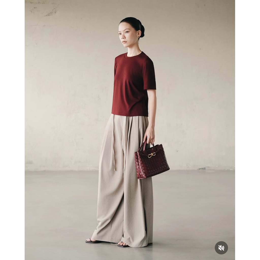 Pass Quần Rubies Rebect Pants ống suông màu beige nhạt siêu hack dáng (size L)