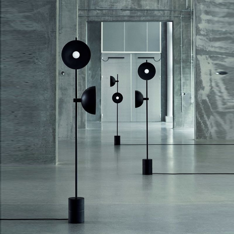 Đèn Sàn Đứng Meliora Floor Lamp Đen Trang Trí Phòng Khách Studio