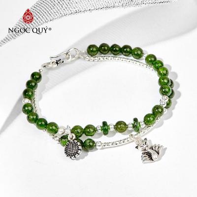Vòng tay đá Diopside tự nhiên phối charm - Mẫu VC0908 - Ngọc Quý