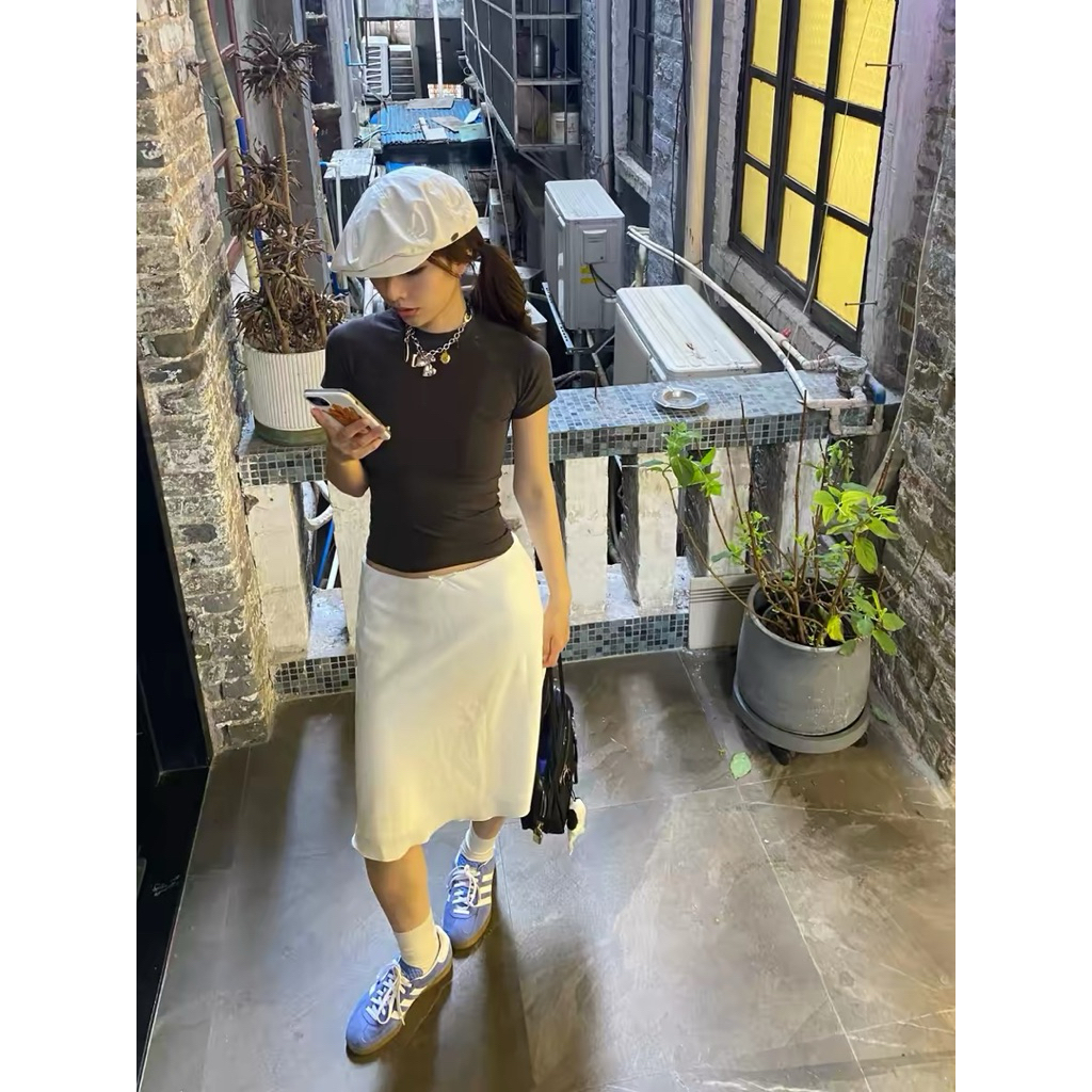 𝐄𝐥𝐢𝐬𝐞 𝐒𝐤𝐢𝐫𝐭 - Chân Váy Lửng Cạp Trễ Ren Nơ Dáng Xoè Rũ Nhẹ Y2K Vibes NOCO.LABEL | BigBuy360 - bigbuy360.vn