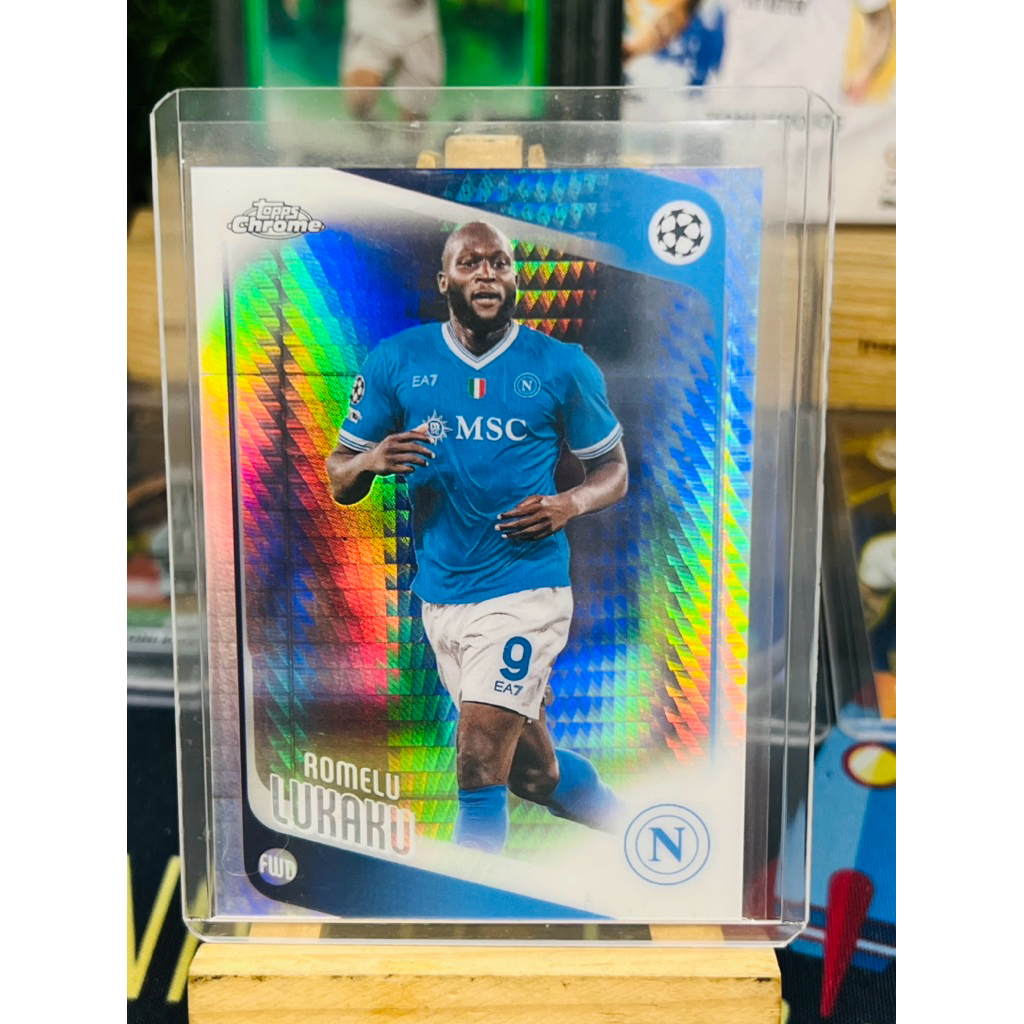 Thẻ bóng đá Romelu Lukaku Napoli Prism Topps Chrome UCC 2025/26