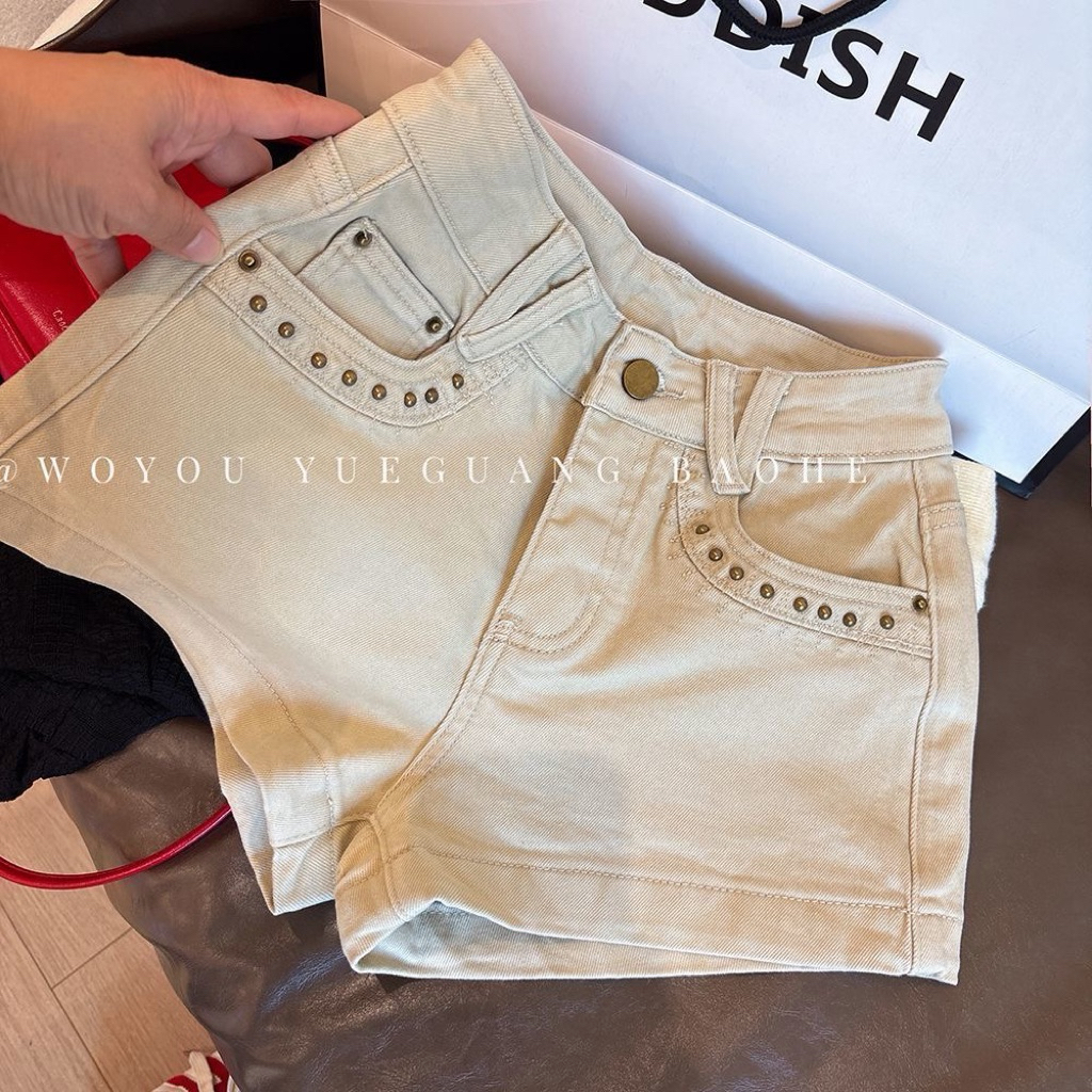 𝐘𝐮𝐫𝐢.𝐬𝐭𝐨𝐫𝐞 Quần Sooc Jeans Nâu Đính Đá Túi Quần