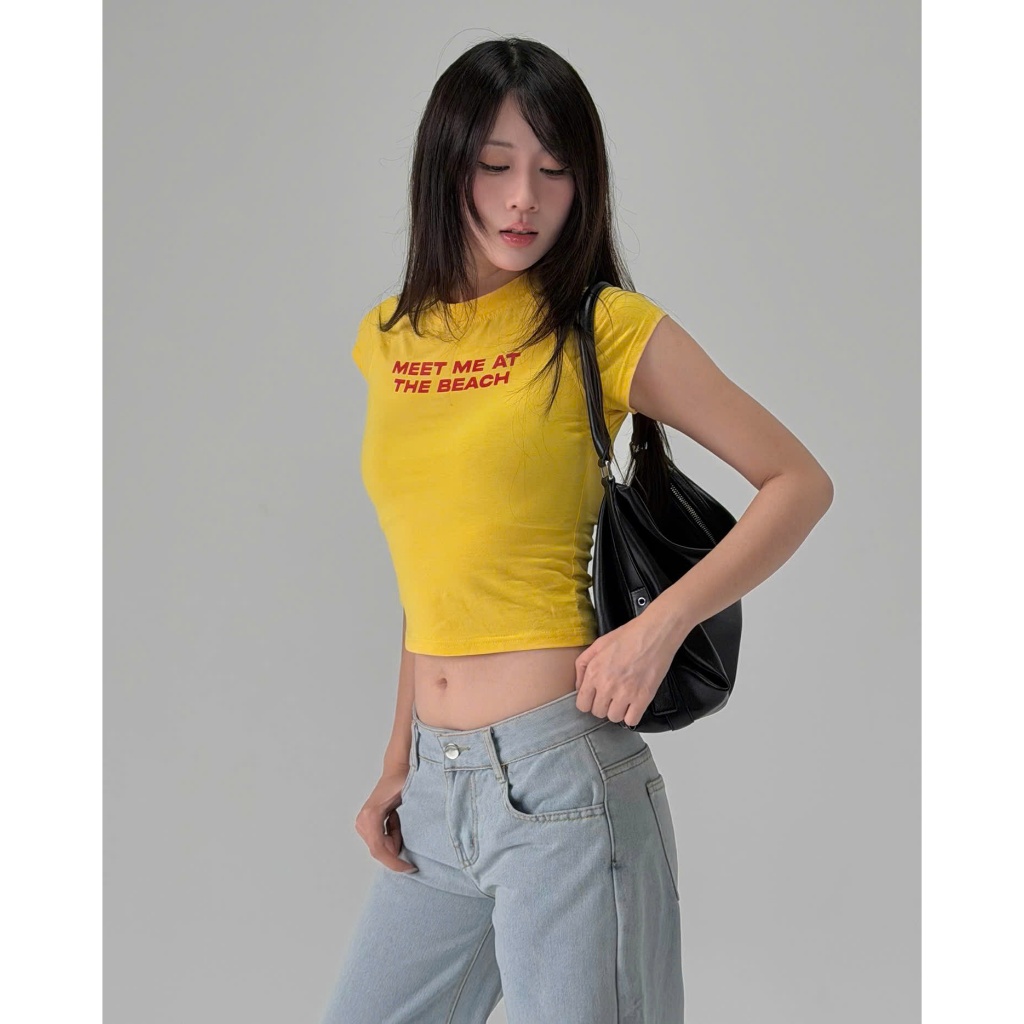 Calem.Club - Áo baby tee tay con MEET ME AT THE BEACH form raglan ôm body vải thun cotton co giãn form nữ basic mùa hè | BigBuy360 - bigbuy360.vn
