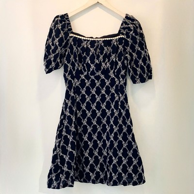 Đầm thời trang secondhand thanh lý. Giá rẻ. Giao hàng hoả tốc toàn quốc