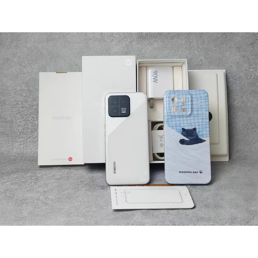 Điện thoại Xiaomi 13 fulbox cũ qua sử dụng Snapdragon 8 Gen 2