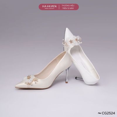  Giày cưới, giày cao gót nữ HÀ HUYỀN da lì mũi nhọn đính chùm hoa gót nhọn 7,5cm - CG2524